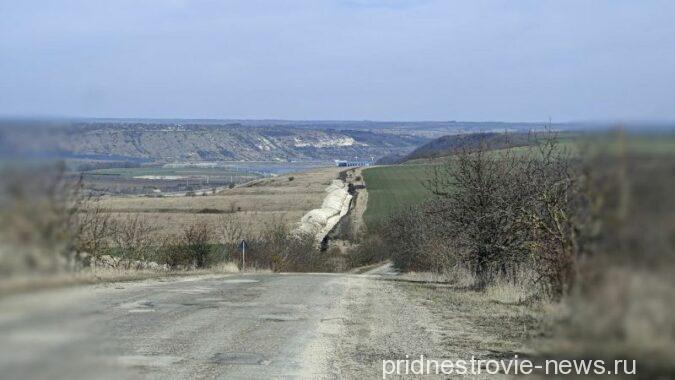 ров на границе молдовы и украины