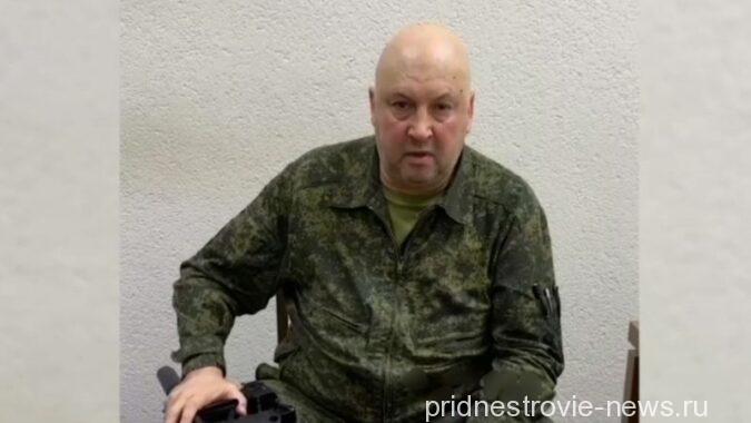 Заместитель командующего Объединенной группировкой войск генерал Суровикин